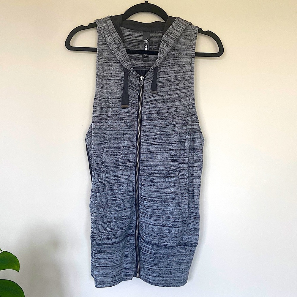 Mondetta Sleeveless Zipper Hoodie Vest